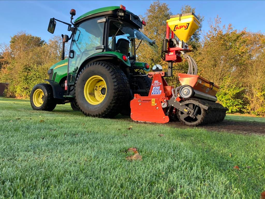Machinaal zaaien, verticuteren, doorzaaien & gazon onderhoud, Tuinonderhoud of Snoeiwerk