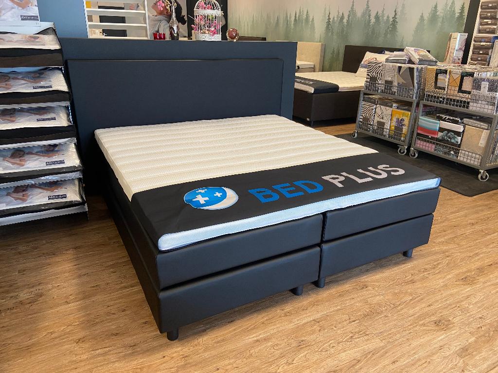 Boxsprings OUTLET VERKOOP 28 Maart ALLES MOET WEG, Huis en Inrichting, Ophalen, 180 cm, 200 cm, Crème