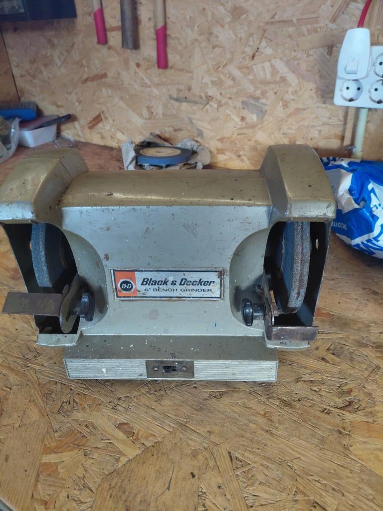 Black&Decker werkbankslijper, Ophalen, Gebruikt, Minder dan 600 watt, Vlakschuurmachine