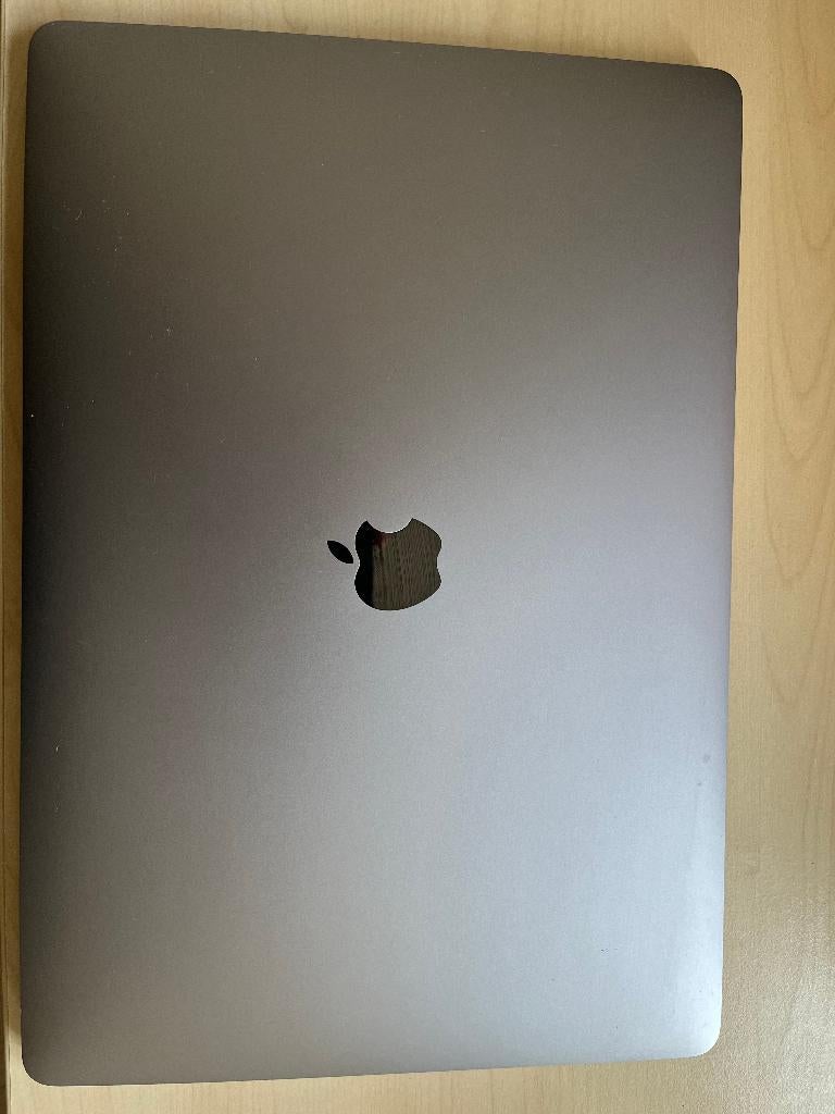 Macbook Pro 2019 15-inch Intel i9, Gebruikt, 2 tot 3 Ghz, 512 GB, 16 GB