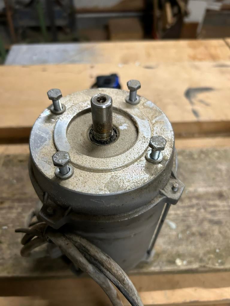 Electro motor, Ophalen of Verzenden, Elektromotor