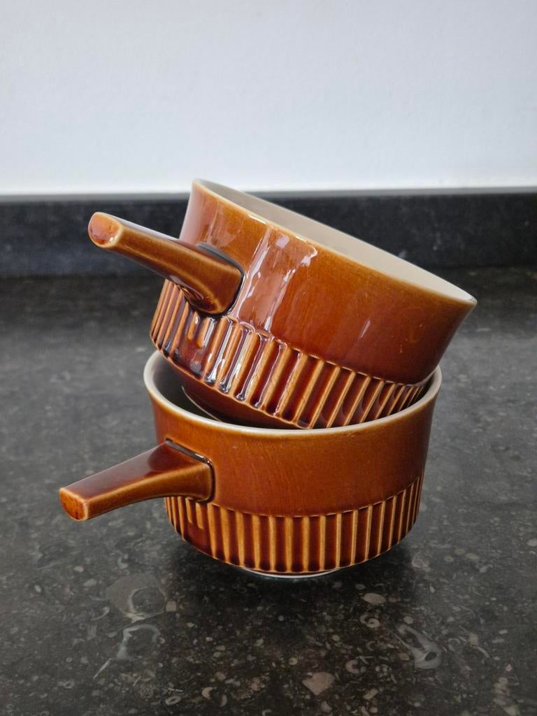 Twee vintage soepkommen met steel, Ophalen of Verzenden, Huis en Inrichting