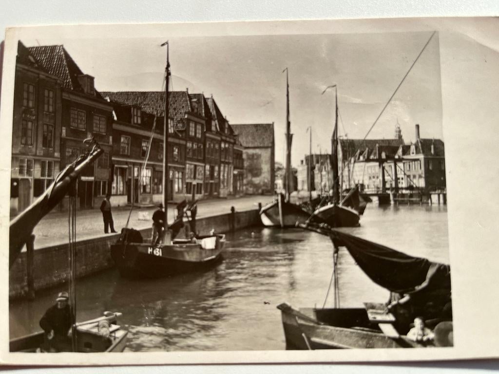 Hoorn. De Veermanskade met de boot HN 31 van Jan Last., Ophalen of Verzenden, 1940 tot 1960, Ongelopen, Noord-Holland