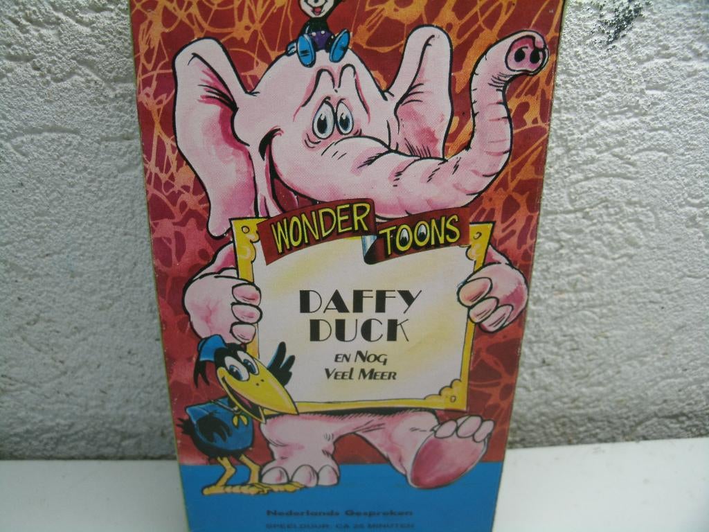 vhs 53a daffy duck en nog veel meer, Cd's en Dvd's, VHS | Kinderen en Jeugd, Alle leeftijden, Ophalen of Verzenden, Zo goed als nieuw