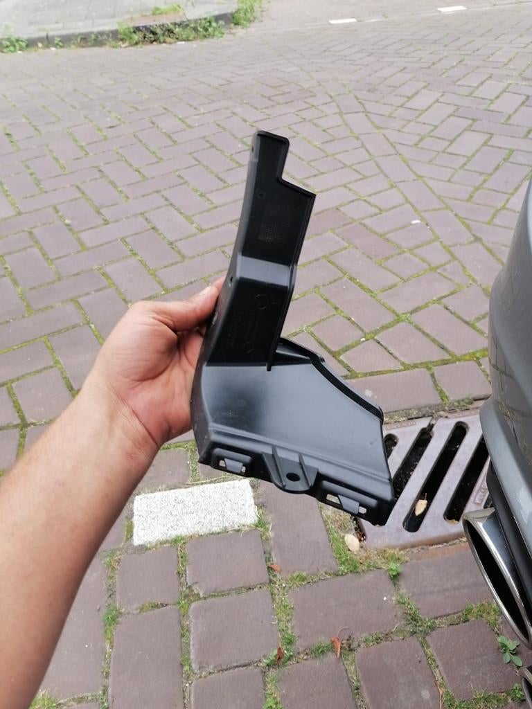 AMG-pakket voorbumper stroomlijnkappen Mercedes w204, Auto-onderdelen, Ophalen of Verzenden
