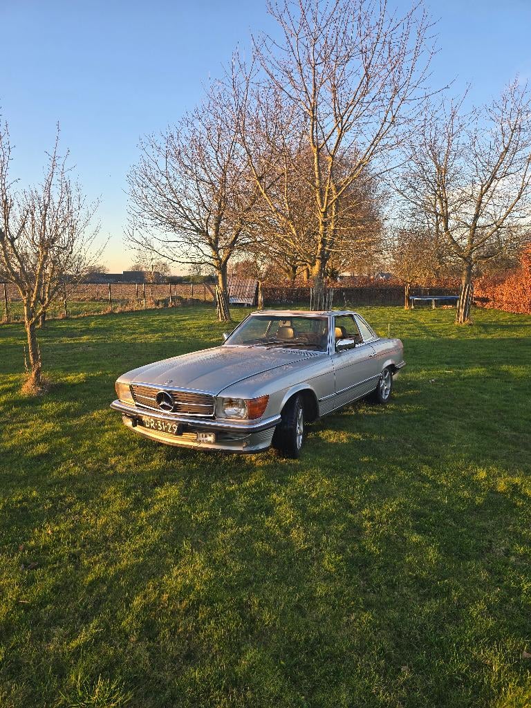 Mercedes-Benz SL 3.5 350 SL 1972 Grijs, Auto's, Mercedes-Benz, Automaat, Achterwielaandrijving, Cabriolet, Leder