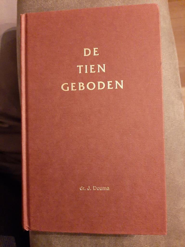 De Tien Geboden - Dr. J. Douma, Boeken, Ophalen of Verzenden, Gelezen, Dr. J. Douma, Christendom | Katholiek
