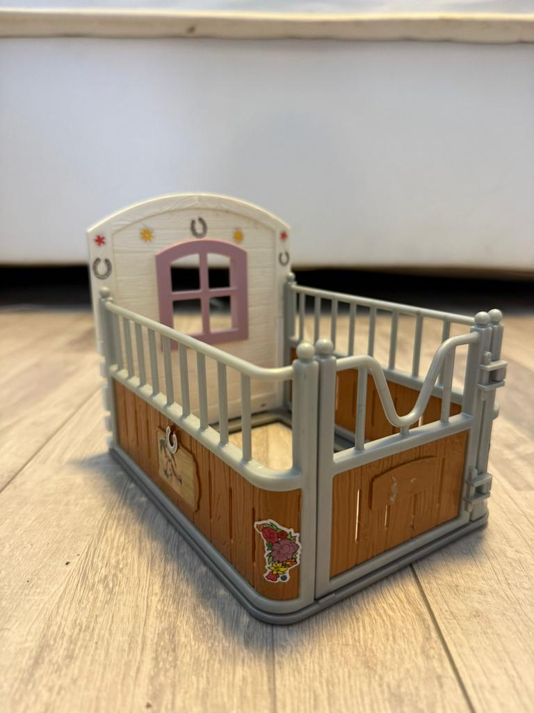 Paardenstal  schleich, Ophalen, Zo goed als nieuw