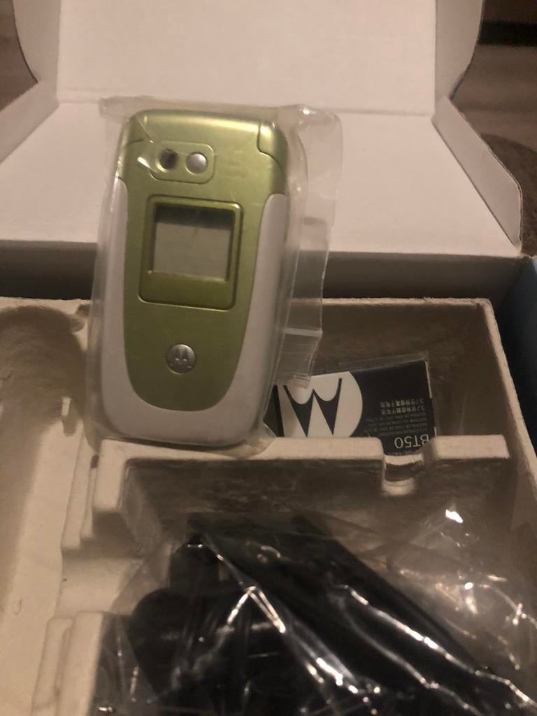 Niuwe motorola telefoon, Ophalen of Verzenden, Nieuw