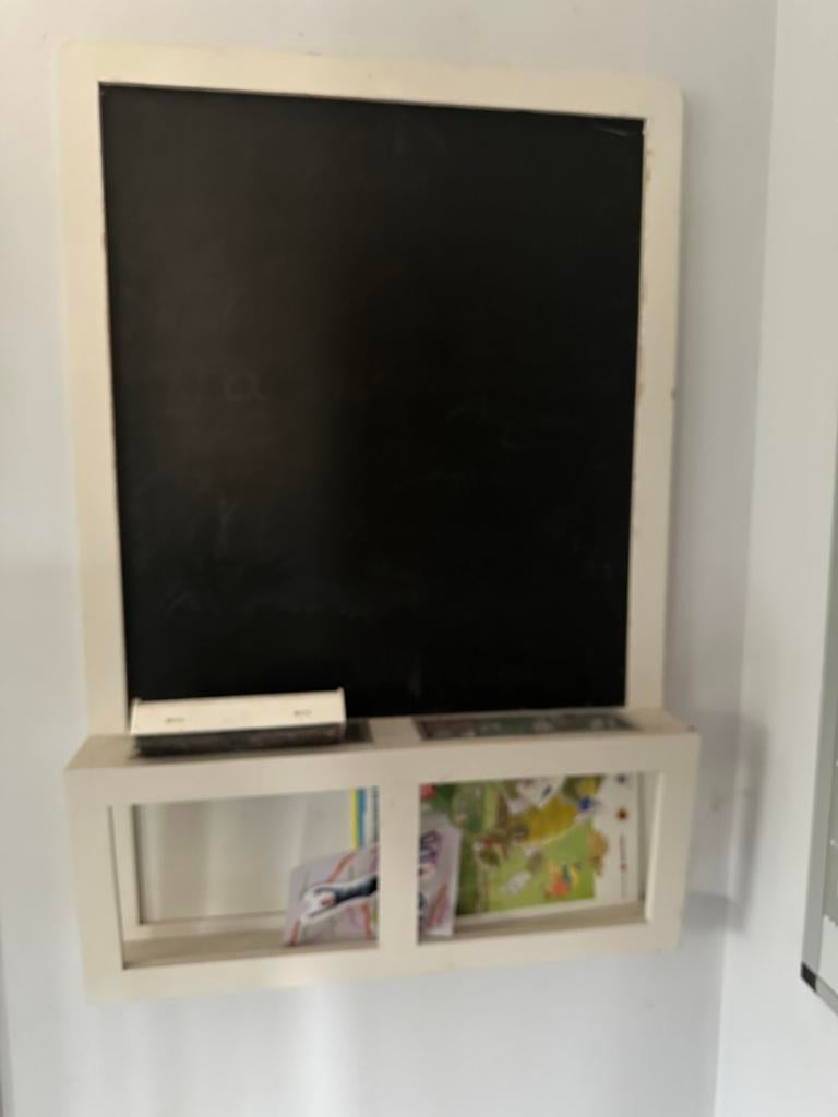 Krijtbord met opbergvakken, Ophalen of Verzenden, Zo goed als nieuw