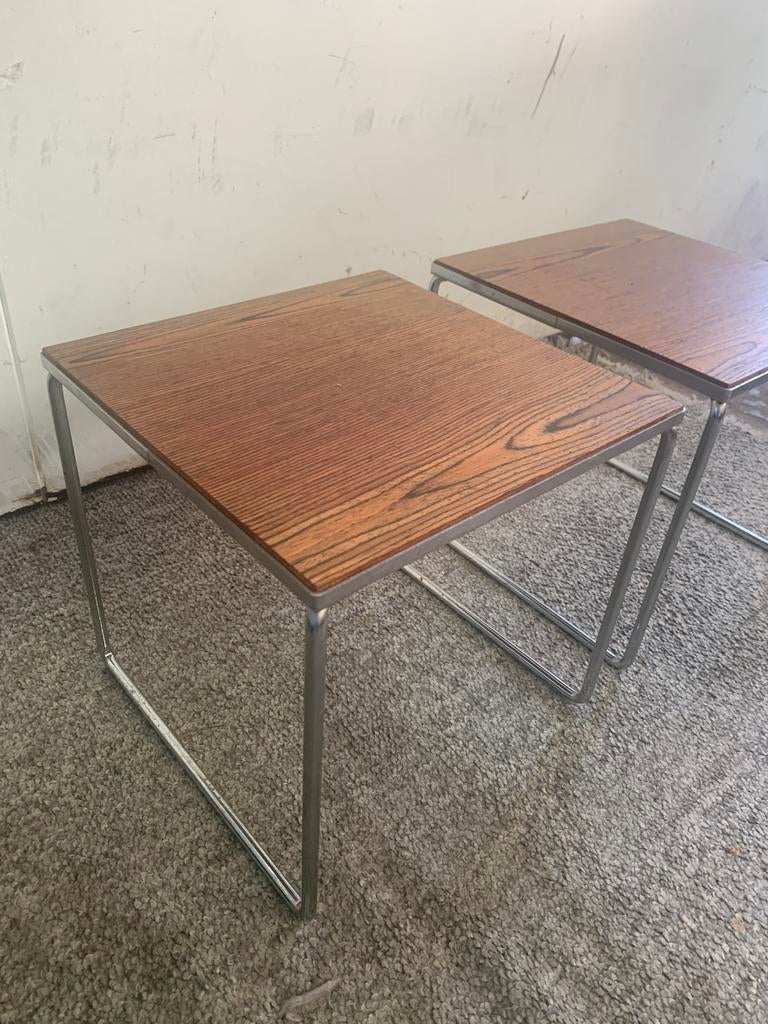 Bijzettafels twee miniset Brabantia tafeltjes jaren 60., Huis en Inrichting, Tafels | Bijzettafels, Ophalen of Verzenden, Zo goed als nieuw