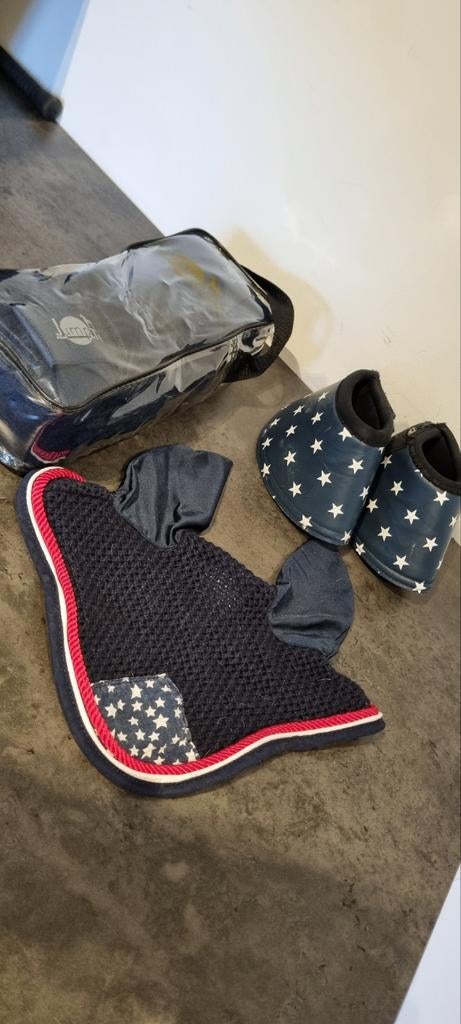 Sterren-set pony oornetje, springschoenen en bandages, Ophalen of Verzenden, Zo goed als nieuw, Dressuur