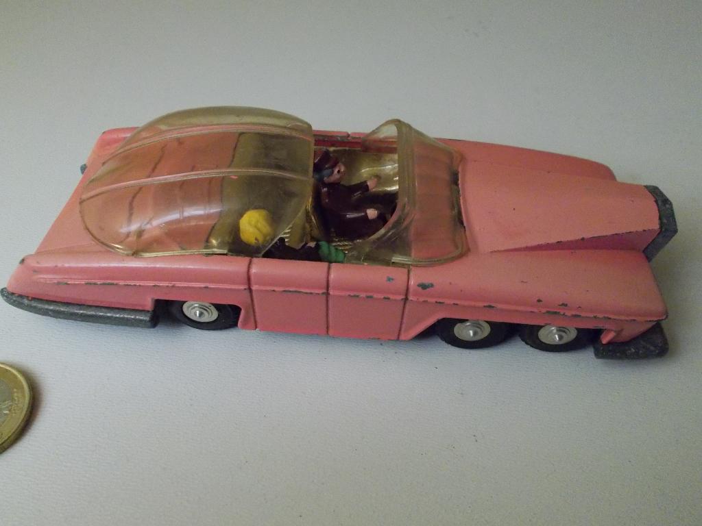 1967 Dinky Toys 100 LADY PENELOPE'S FAB 1 + Mr. PARKER., Ophalen of Verzenden, Gebruikt, Auto, Dinky Toys