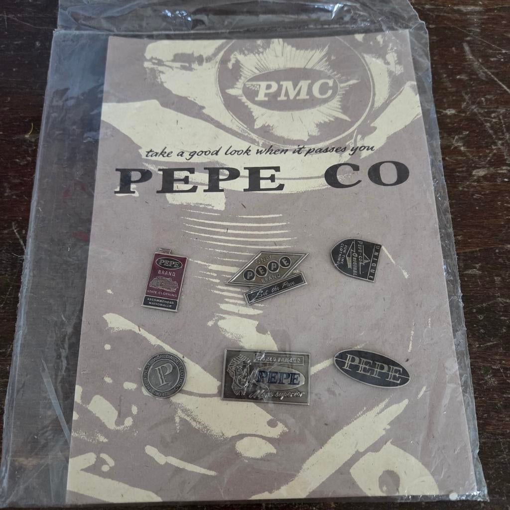 Pepe Co MPC Pins Set - Zeldzaam!, Ophalen of Verzenden, Nieuw, Merk, Speldje of Pin