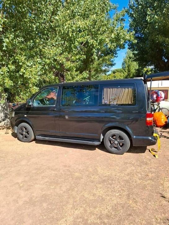 VW 7 persoons bus(camper) 2007 Zwart, Auto's, Zwart, Diesel, 750 kg, 2206 kg
