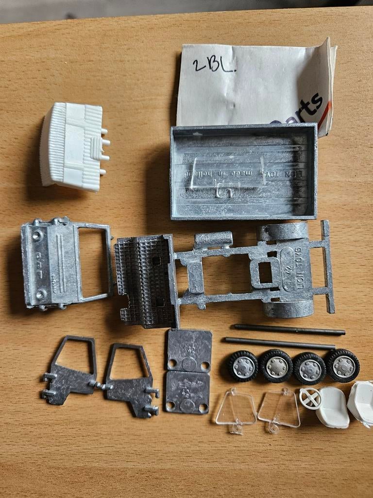 Daf Pony bouwpakket, Ophalen of Verzenden, Bus of Vrachtwagen, Lion Toys