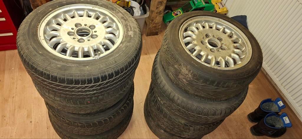 BMW E36 15 inch Kroonkurk Velgen met Banden, Ophalen