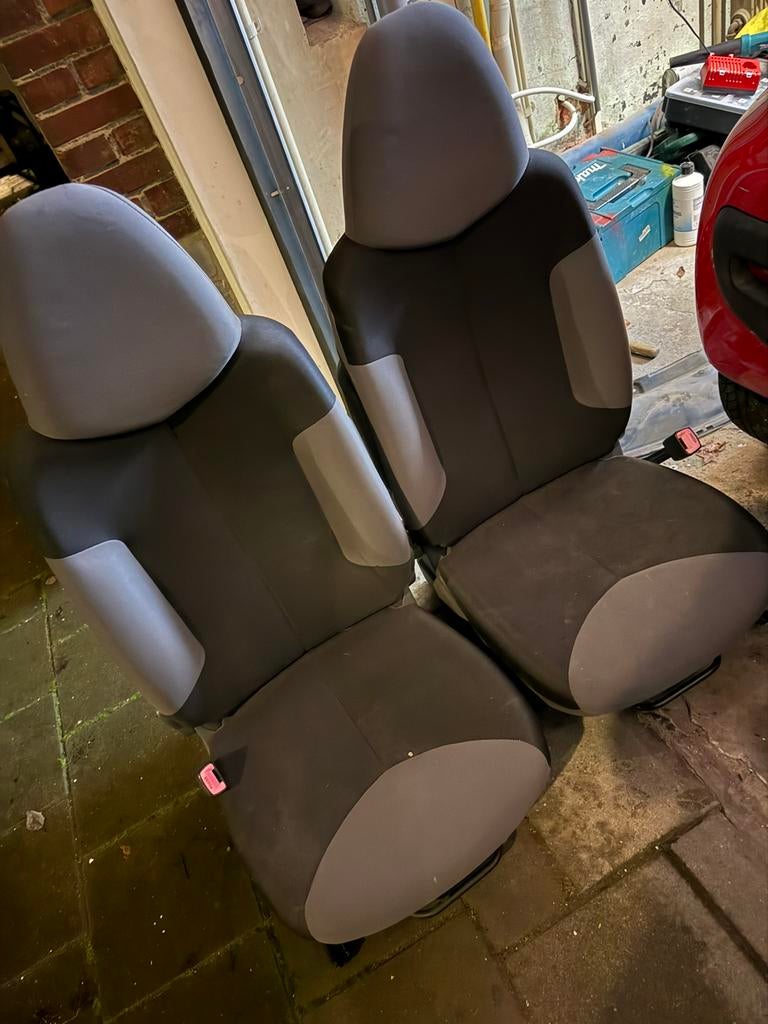 Voor en achter stoelen Aygo C1 107, Auto-onderdelen, Interieur en Bekleding, Ophalen