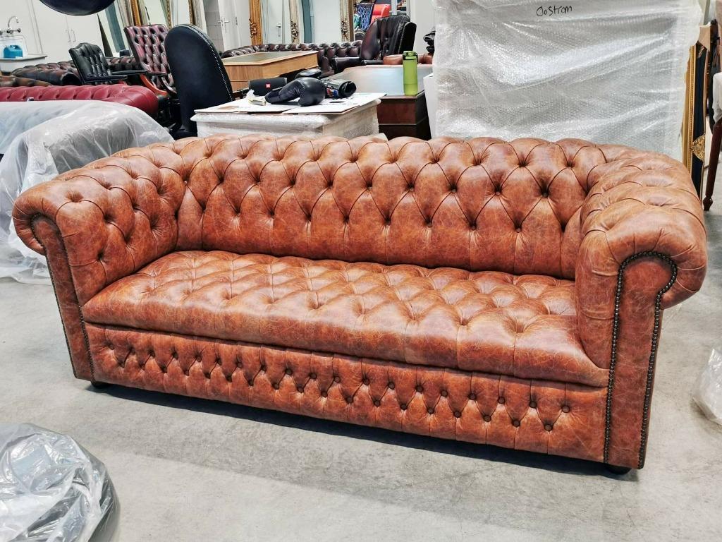 3,5 zits Engels leder Chesterfield, cognackleurig leer, Huis en Inrichting, Banken | Bankstellen, CHESTERFIELD, Driepersoons, 75 tot 100 cm