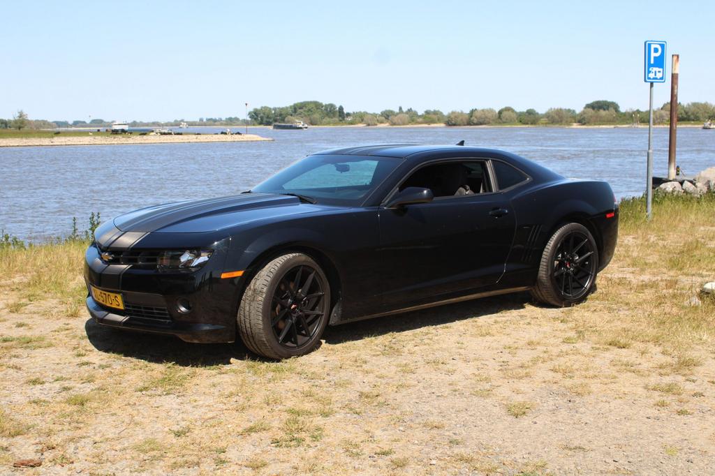 Chevrolet camaro v6 2014 zwart, Automaat, Zwart, Dealer onderhouden, 328 pk