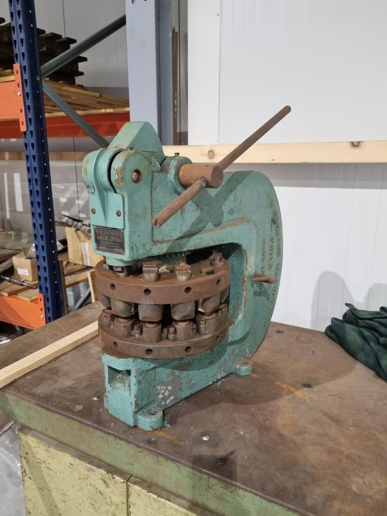 Turret punch trommelpons ponsmachine plaatwerk gereedschap, Doe-het-zelf en Verbouw, Gereedschap | Overige machines, Ophalen, Gebruikt