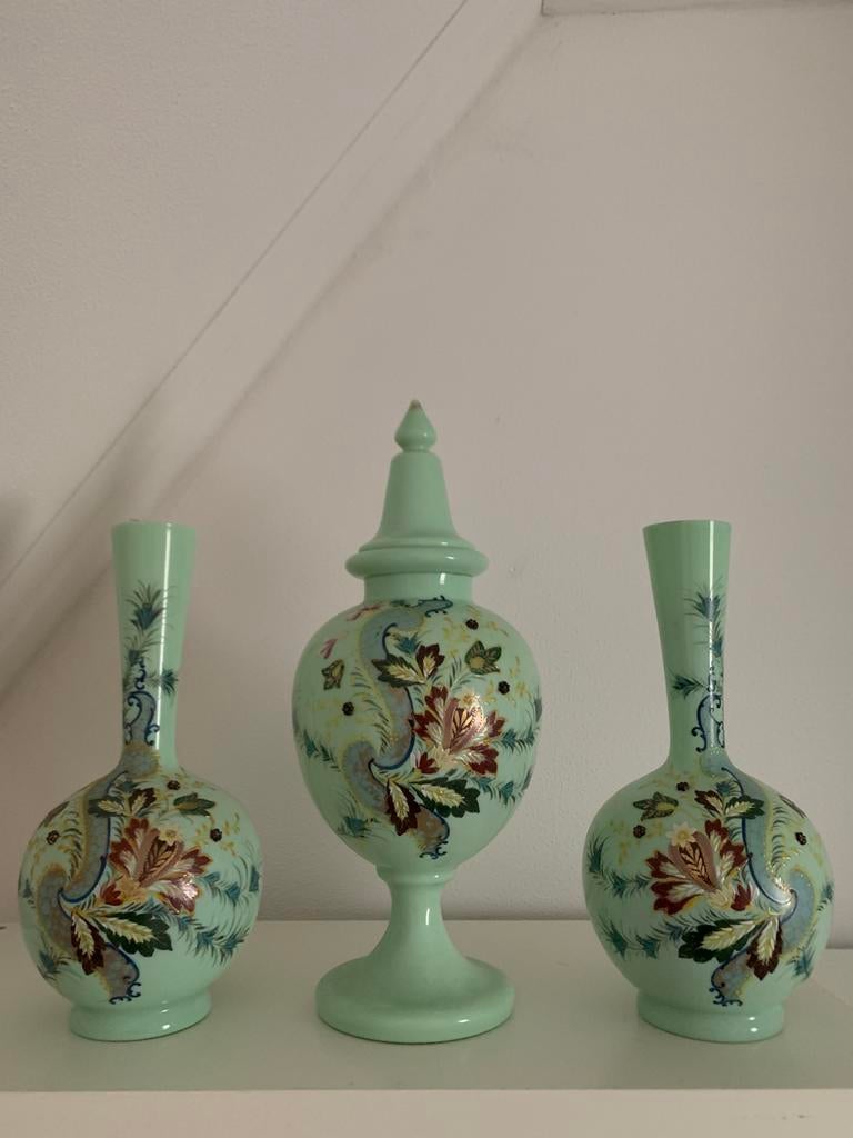 Opaal/opaline siervazen 38-50cm design vintage baccarat, Antiek en Kunst, Ophalen