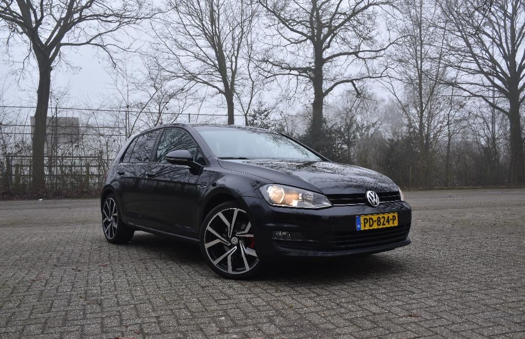 Volkswagen Golf 1.4 TSI 110KW 5D 2015 Zwart, Auto's, 4 cilinders, 150 pk, Overige bekleding, Zwart