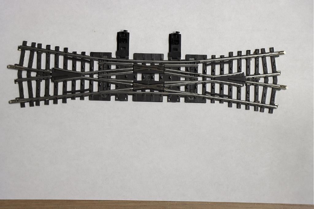 Marklin 2275 K rails. dubbele kruiswissel compl met hefboom., Hobby en Vrije tijd, Modeltreinen | H0, Wisselstroom, Nieuw, Rails