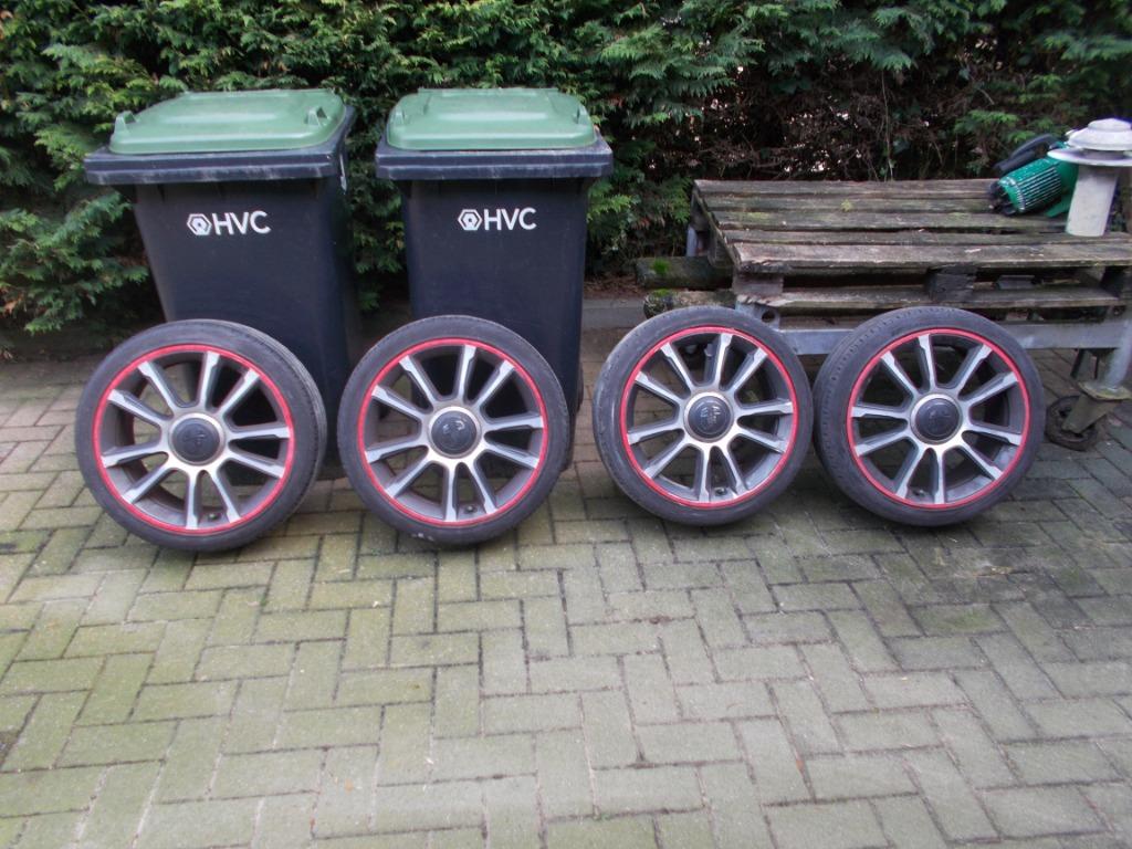 fiat 500 ABARHT velgen en 500 HYBRID en ford ka II, Auto-onderdelen, Ophalen, Gebruikt, Banden en Velgen, 17 inch