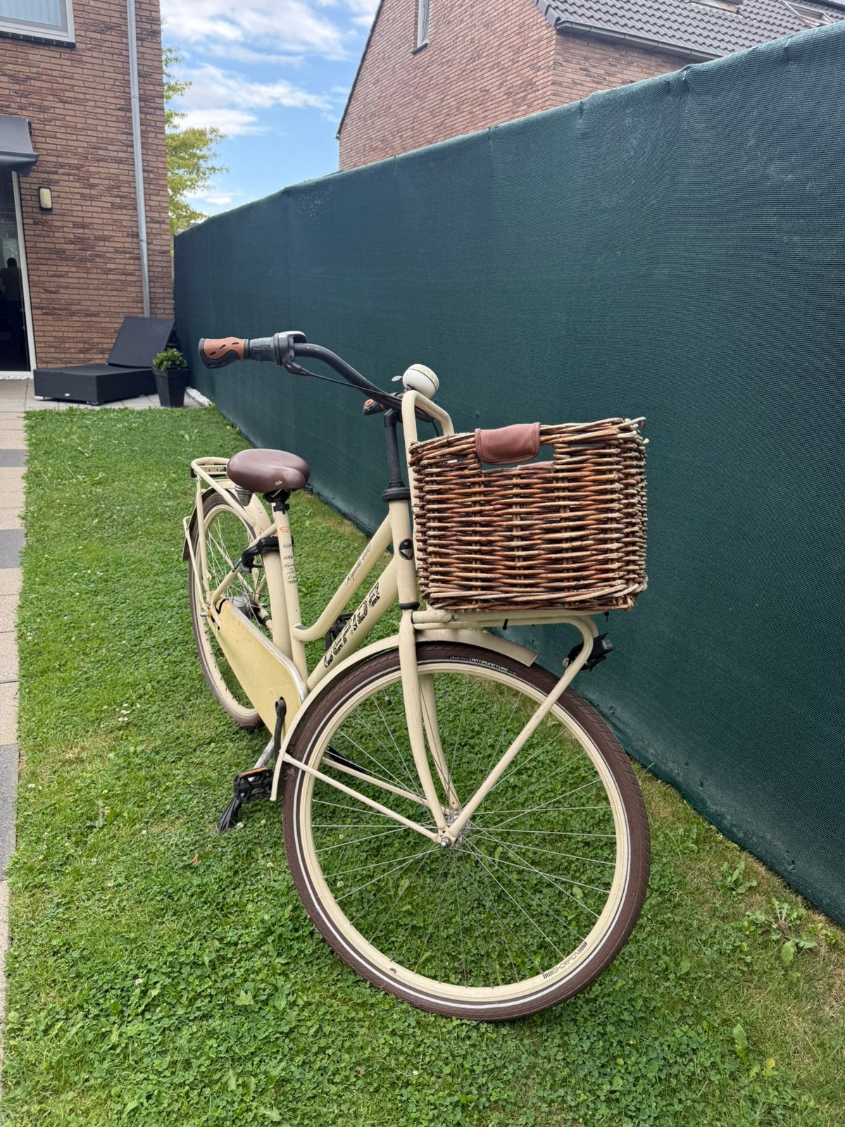 Omafiets beige, Ophalen, Zo goed als nieuw