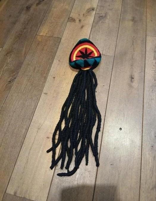 Carnaval / verkleed Muts met dreads / rasta / Bob Marley, Ophalen of Verzenden, Overige maten