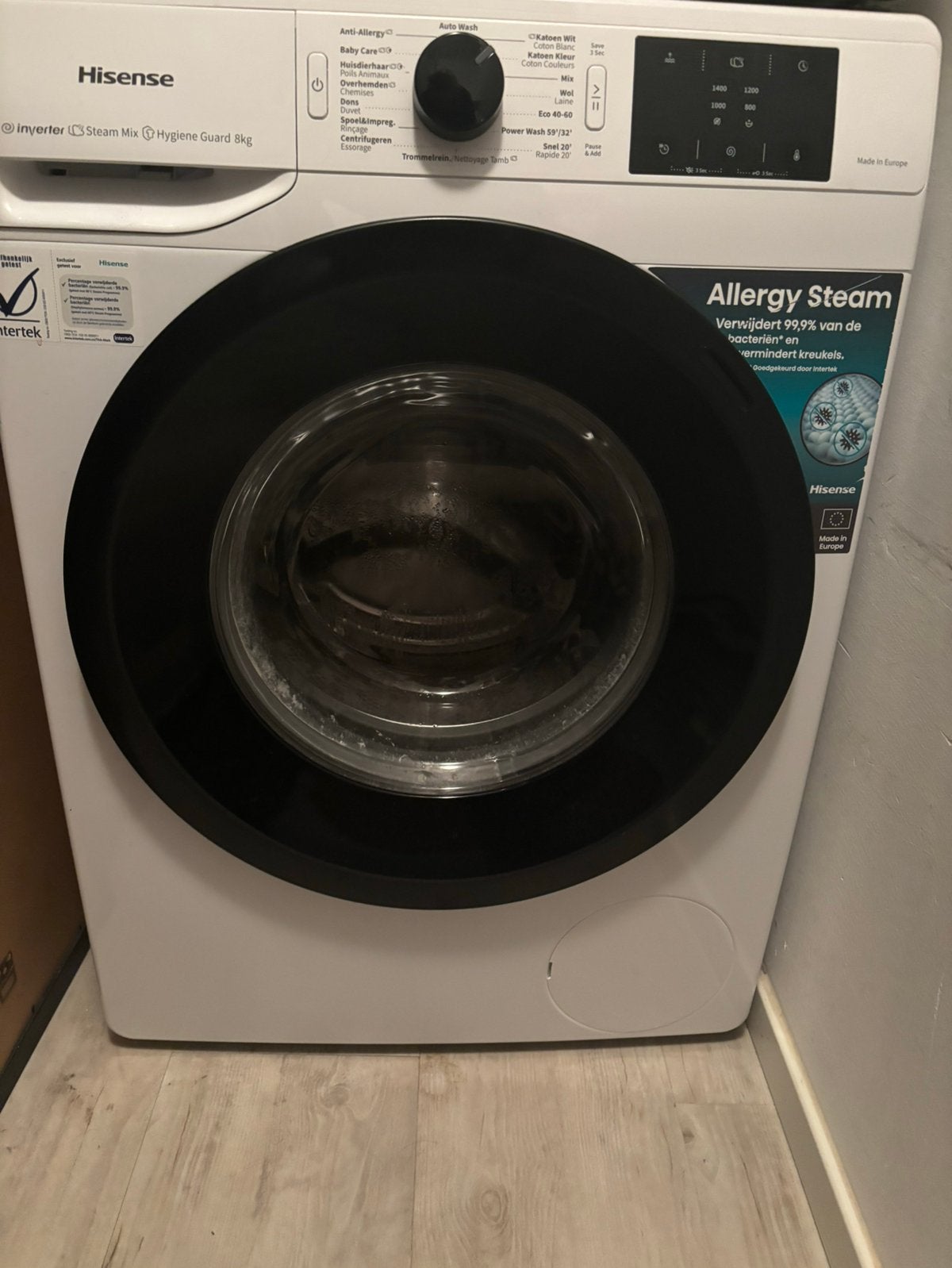 Wasmachine van hisense, Ophalen, Zo goed als nieuw, 1200 tot 1600 toeren, 85 tot 90 cm