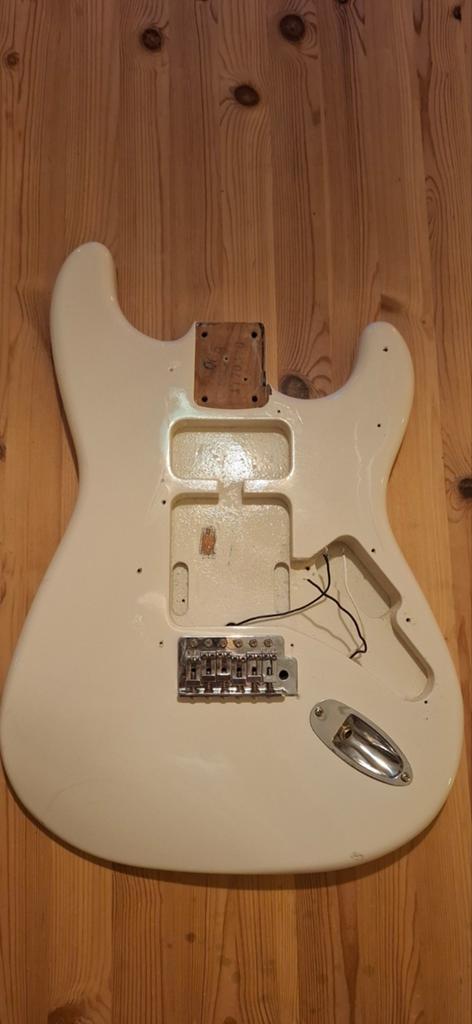 Squier body, Muziek en Instrumenten, Instrumenten | Onderdelen, Ophalen of Verzenden, Gebruikt, Elektrische gitaar
