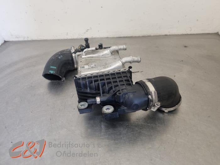 Intercooler van een Volkswagen Transporter, Gebruikt, -, Volkswagen, -