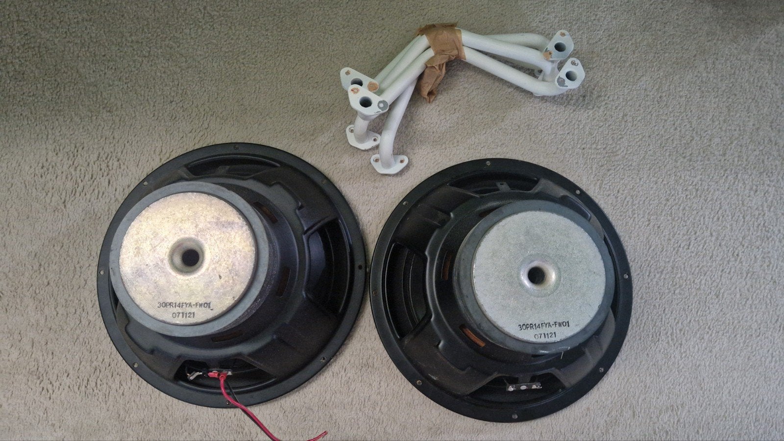12 inch JBL Subwoofers (2 stuks) - met beschermbeugels, Ophalen, Gebruikt