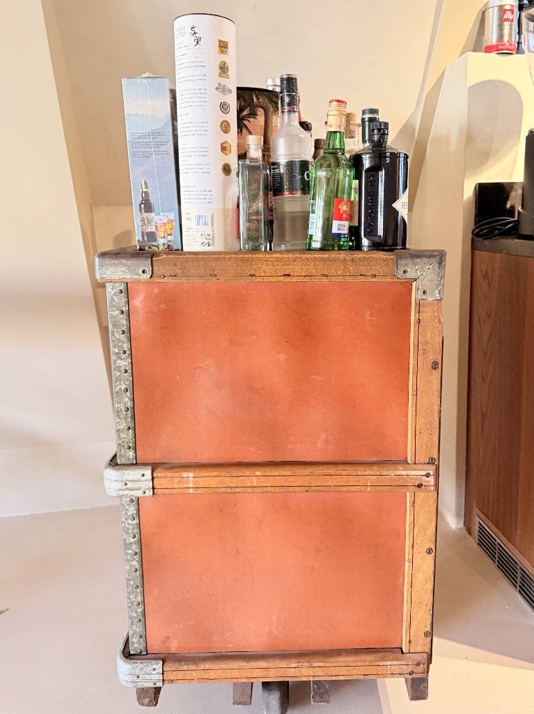 Unieke vintage industriële bar trolley / drankkast op wielen, Ophalen, Gebruikt