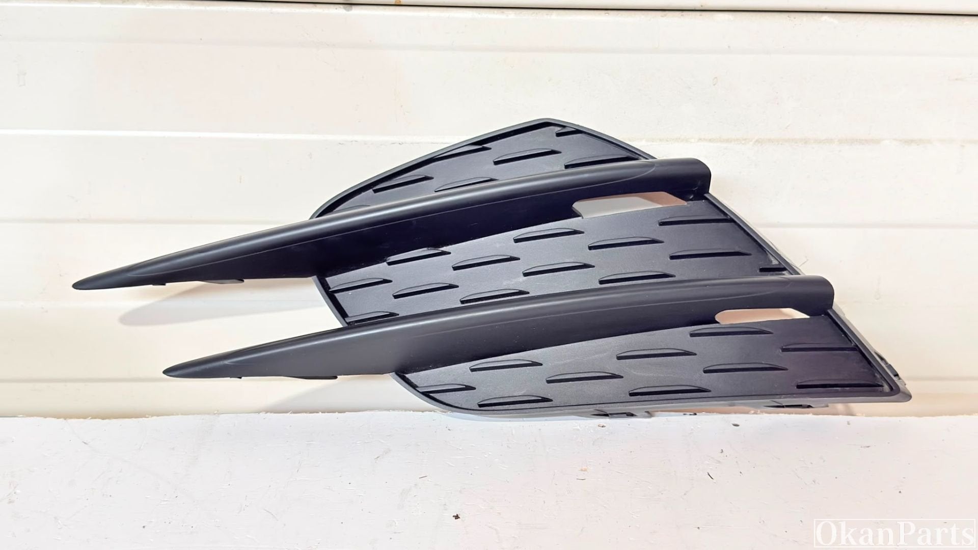 Mercedes A-klasse W177 Mistlamp afdekplaat links A1778858300