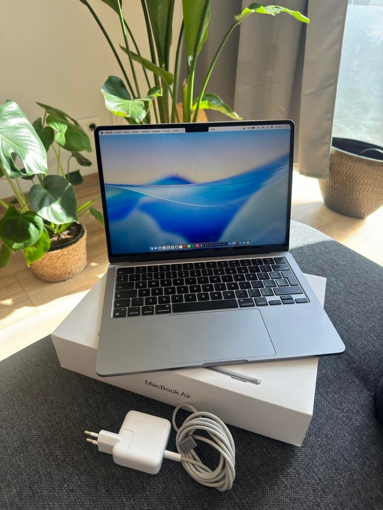 MacBook Air M3 - Space Grey, 16GB RAM, 256GB opslag, Computers en Software, Windows Laptops, 256 GB, Qwerty, 13 inch, Ophalen of Verzenden