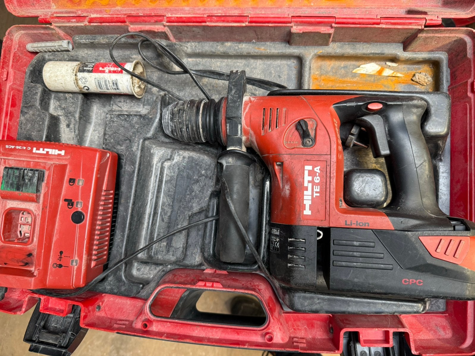 Hilti TE 6-A Accu Boorhamer - Krachtig en Draagbaar, Ophalen, Boor- en/of Breekhamer, Klopboormechanisme, Gebruikt