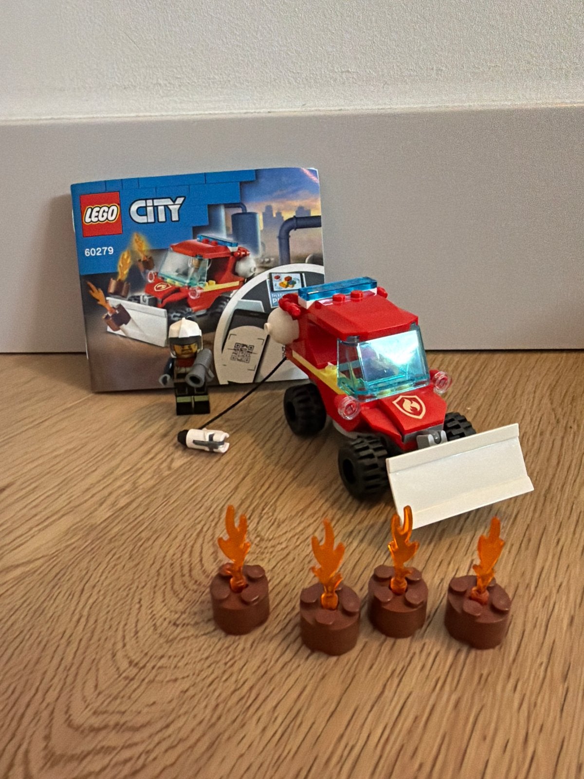 Lego City 60279 Brandweer Hazmat Truck, Ophalen of Verzenden, Zo goed als nieuw