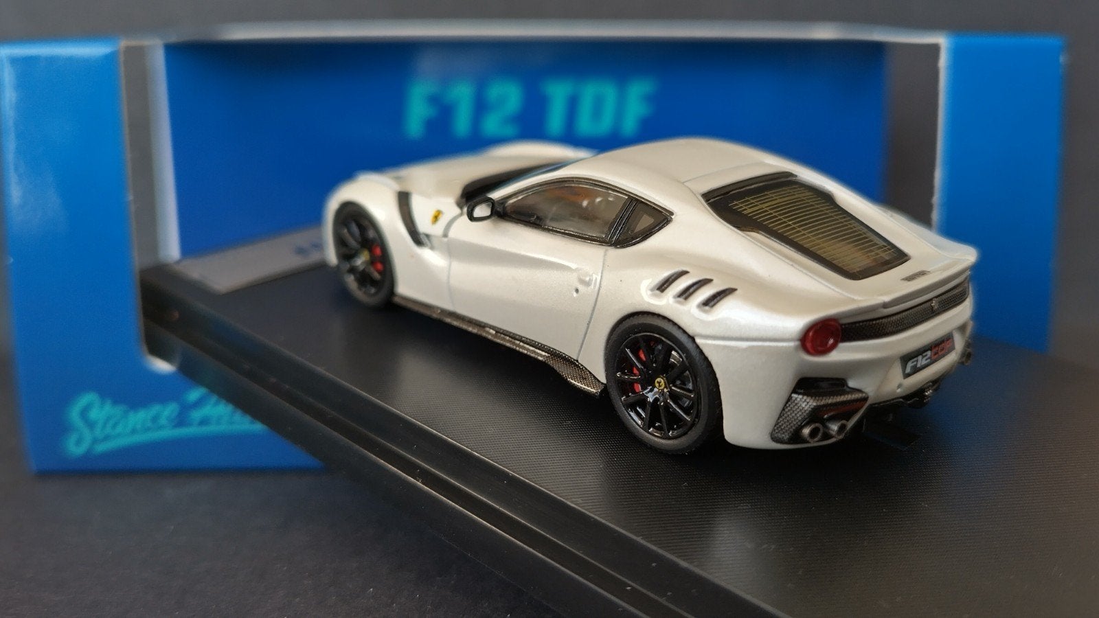 Ferrari F12 TDF wit 1:64 Stance Hunters Hq Pol, Hobby en Vrije tijd, Auto, ., Nieuw, Ophalen of Verzenden