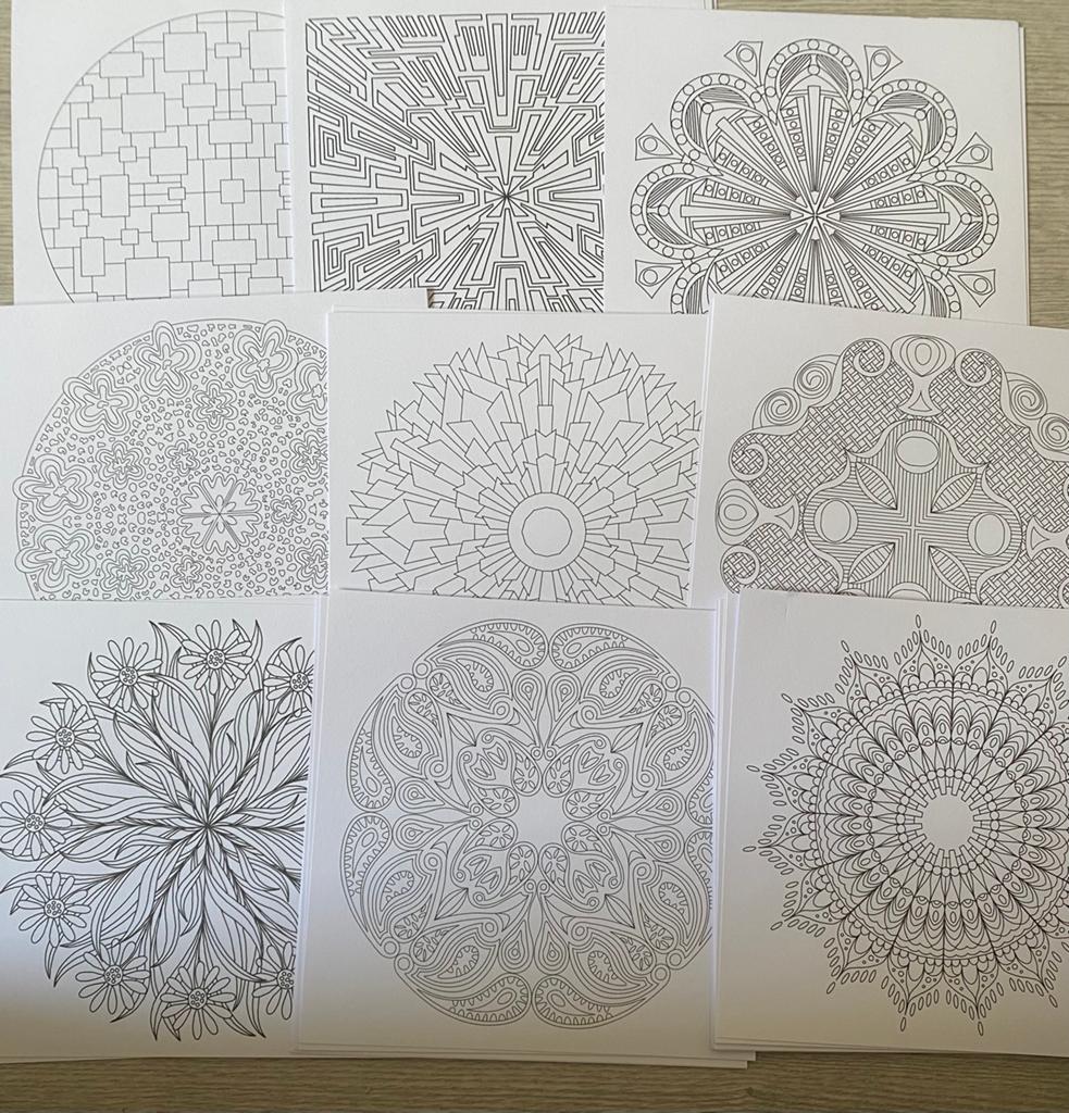 49 Verschillende Mandala Kleurplaten, Ophalen of Verzenden, Nieuw, Papier, Schets- of Tekenboek