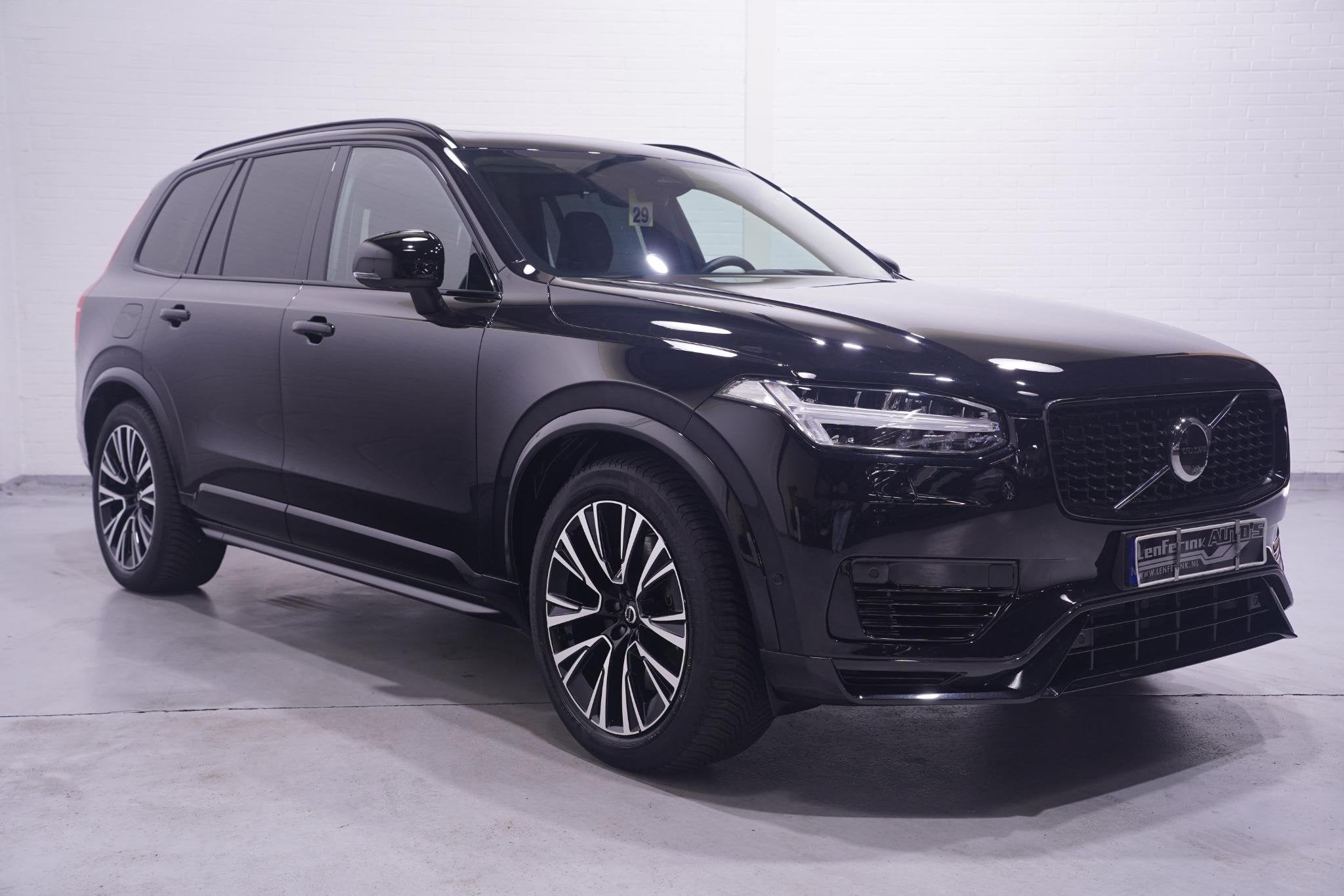 Volvo XC90 2.0 T8 Recharge AWD Ultimate Dark 1e Eig. NAP SOH, Auto's, Gebruikt, Euro 6, 4 cilinders, 1969 cc