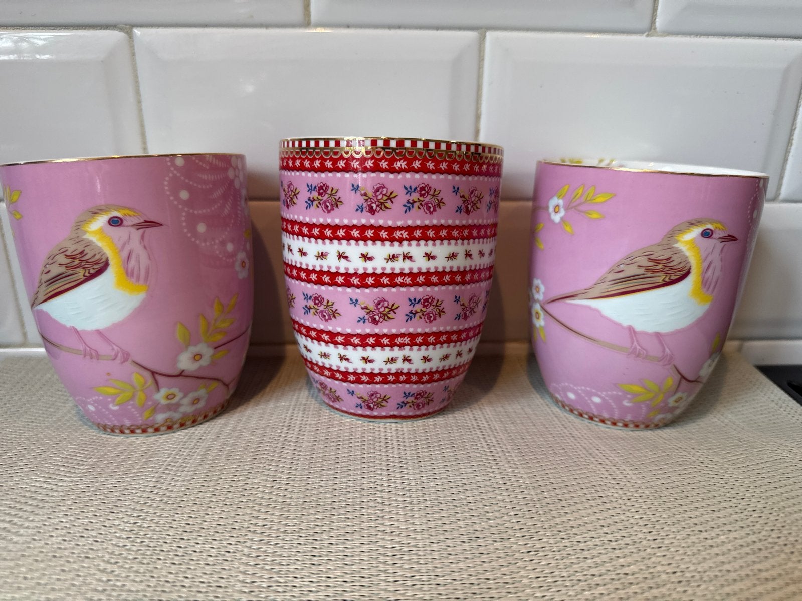 Set van 3 Pip Studio bekers met early bird vogel en bloemen, Ophalen of Verzenden, Zo goed als nieuw, Overige stijlen, Kop(pen) en/of Schotel(s)