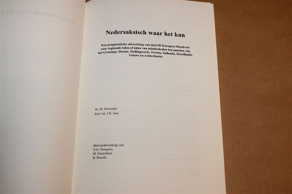 Nedersaksisch Waar het Kan — Bescherming Streektalen NL, Ophalen of Verzenden, Zo goed als nieuw