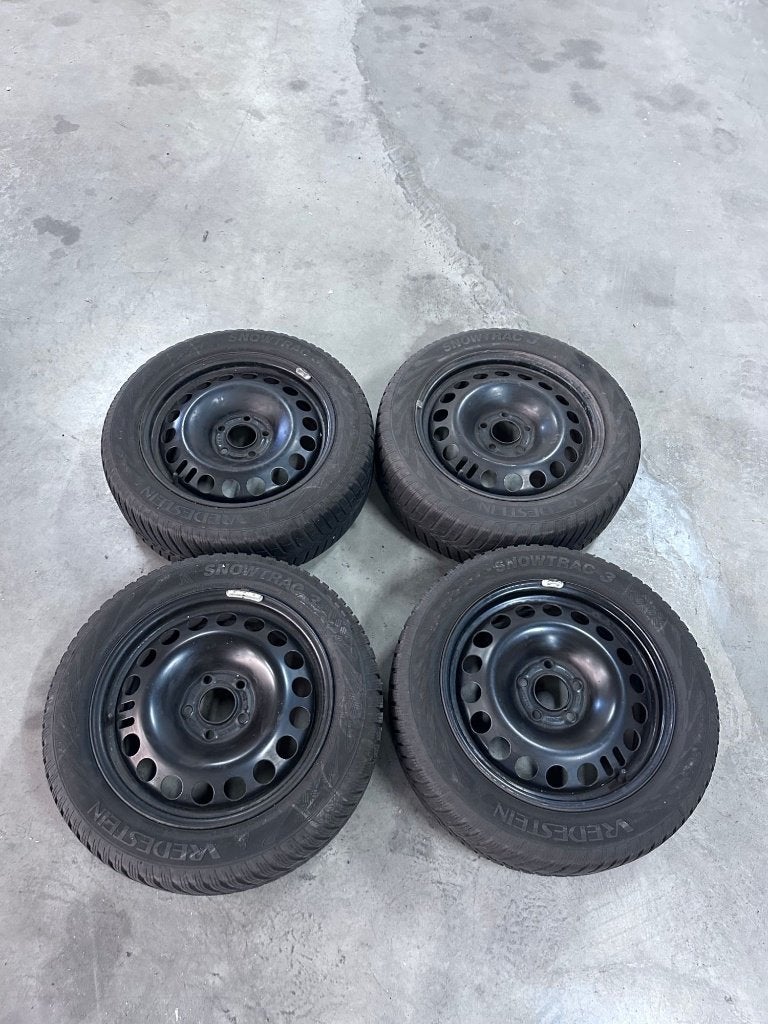 Opel stalen velgen 16 inch met winterbanden 205/55 R16, Ophalen, Gebruikt, 16 inch, Banden en Velgen