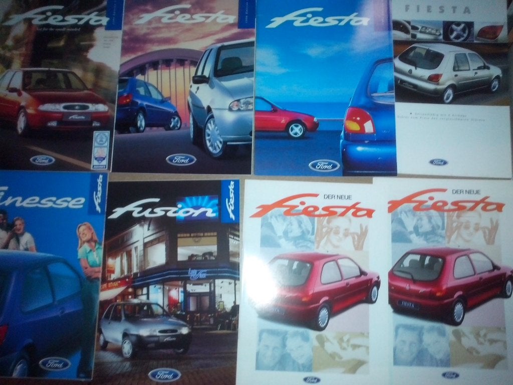 13x Ford Fiesta MK4 1995-2002 brochures folders aktiemodel, Ophalen of Verzenden, Zo goed als nieuw, Ford