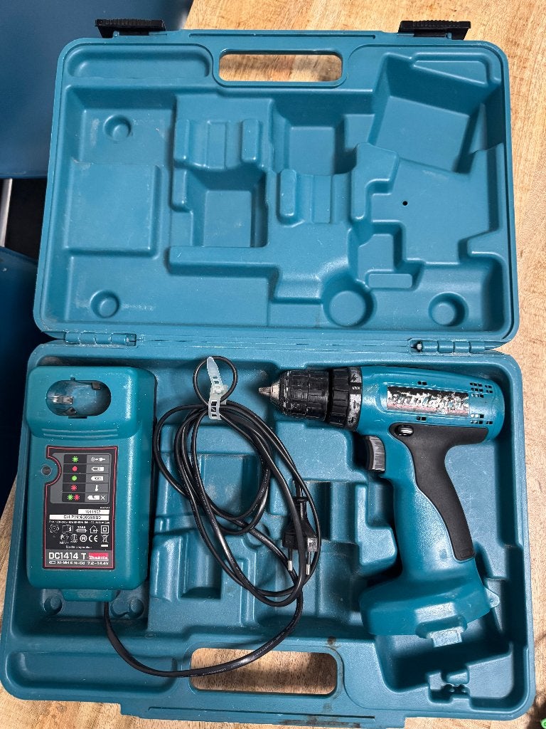 makita 6280d 14,4 V Boor-/schroefmachine voor onderdelen, Ophalen of Verzenden, Gebruikt, Boor- en Schroefmachine