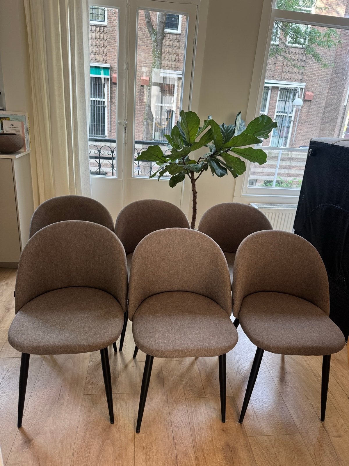 6 taupe stoelen van Sklum, Overige kleuren, Ophalen of Verzenden, Zo goed als nieuw, Stof