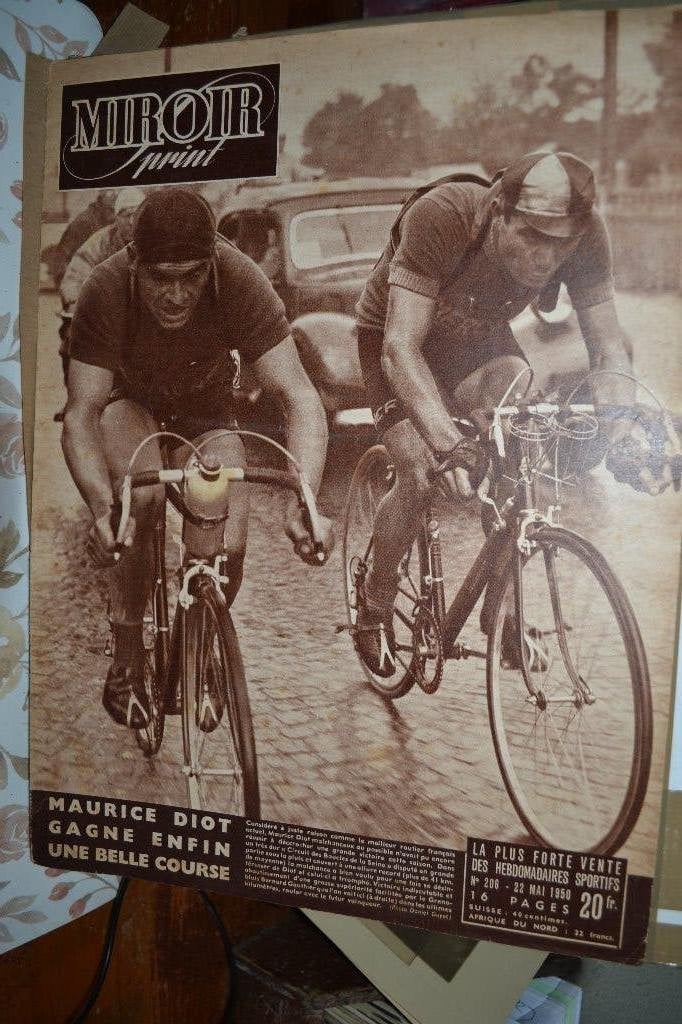 frankrijk 1948 krant sport Mirroir wielrennen, Verzamelen, Tijdschriften, Kranten en Knipsels, Ophalen of Verzenden, 1980 tot heden